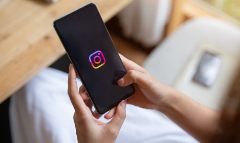 10 sfaturi pentru a-ți proteja conturile de social media